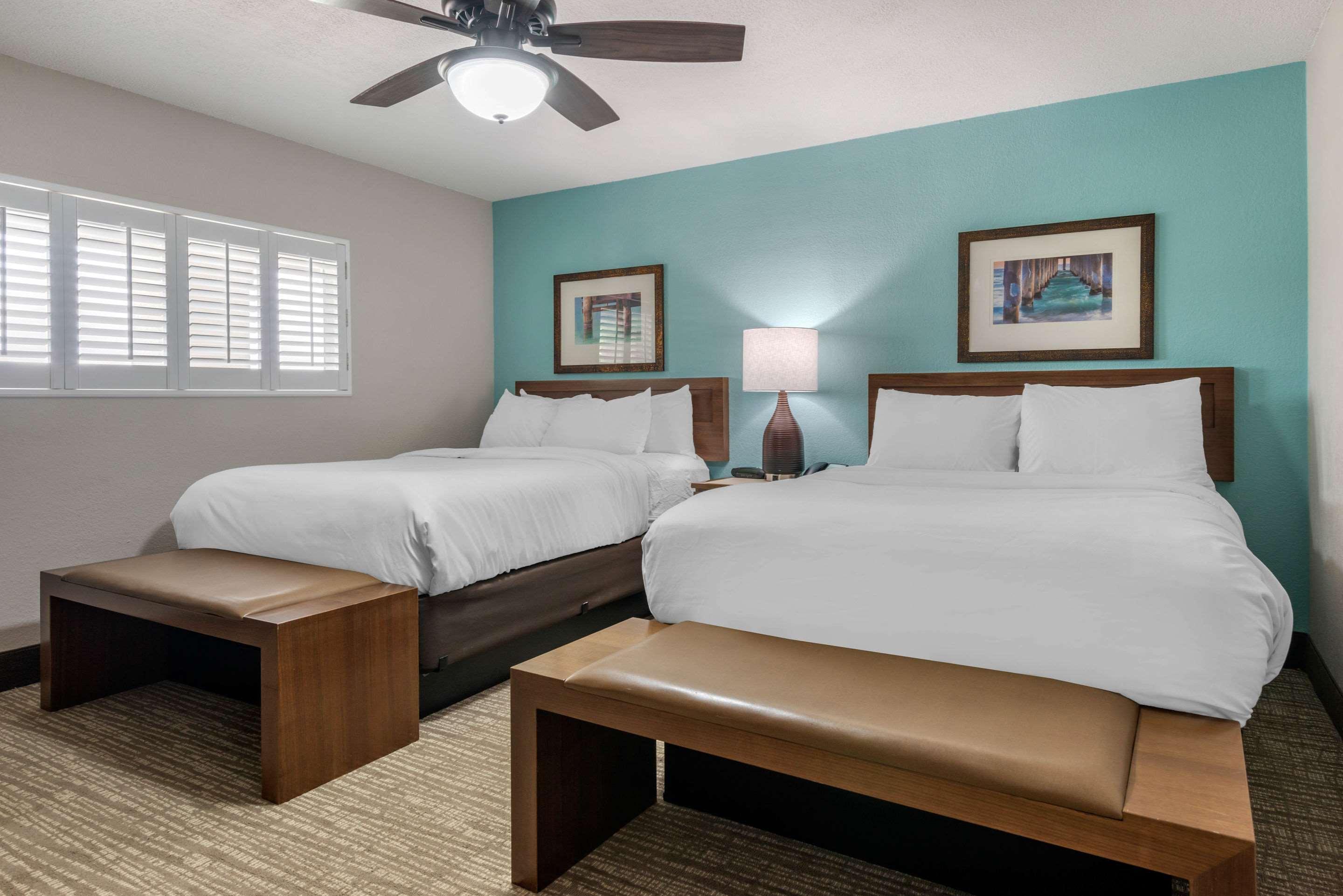 Seafarer Inn & Suites, Ascend Hotel Collection ジキル島 エクステリア 写真